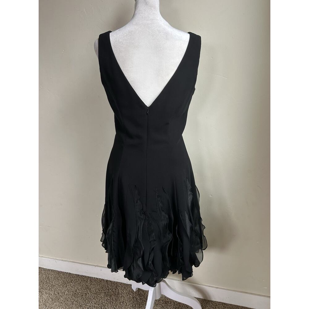 WHBM White House Black Market Black Cocktail Dress 4 LBD V Neck Ruffle Hem - Picture 5 of 12